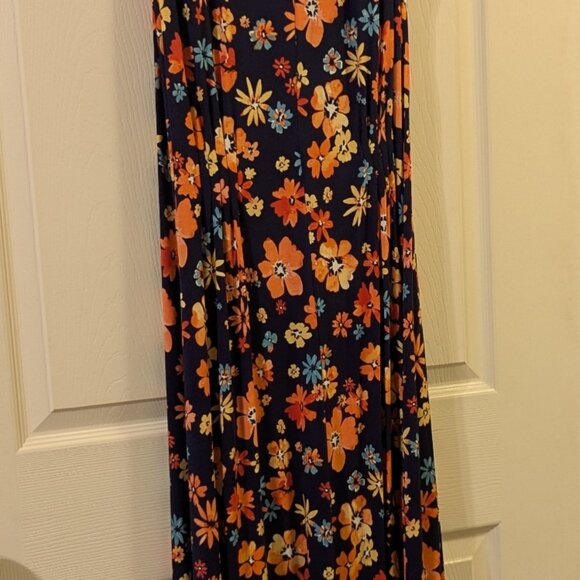 Size Medium - Coldwater Creek - Floral Maxi Dress - Picture 3 of 10